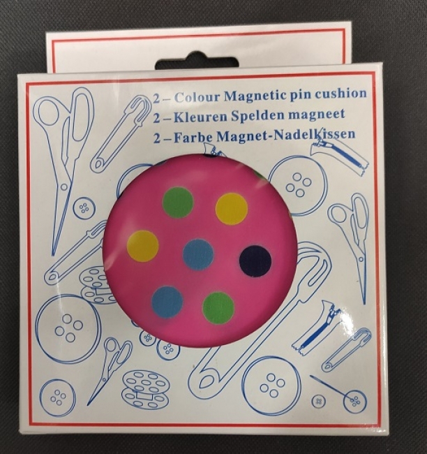 Magnet Nadelkissen mit farbigen Punkten